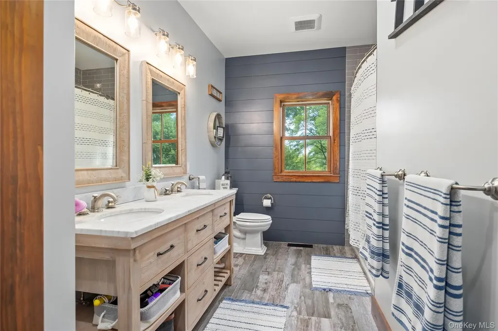 5988 Route 9h Claverack NY 12534