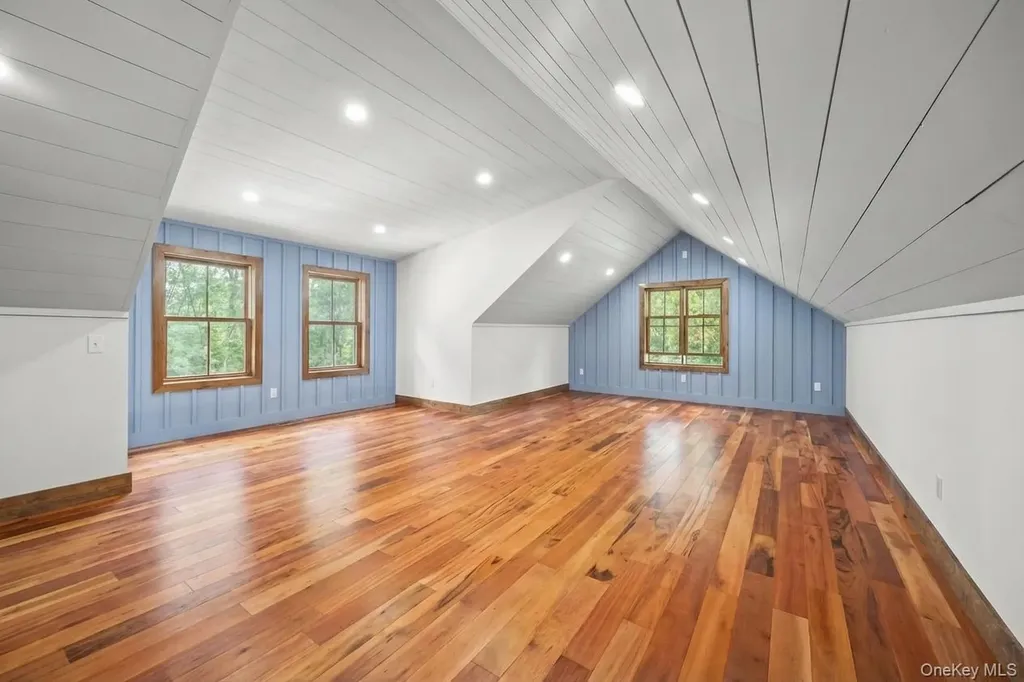 5988 Route 9h Claverack NY 12534