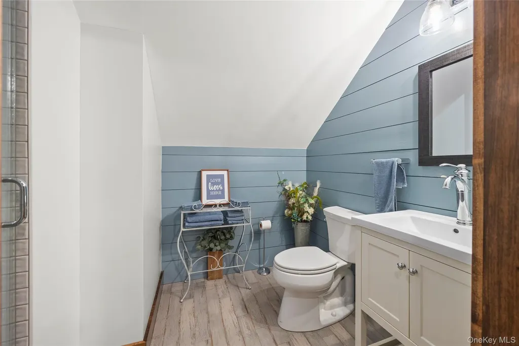 5988 Route 9h Claverack NY 12534