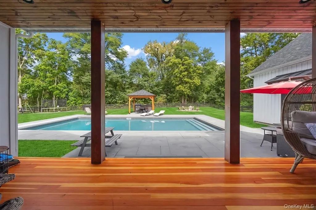5988 Route 9h Claverack NY 12534