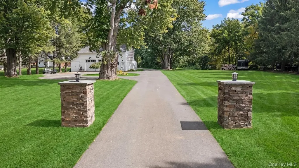 5988 Route 9h Claverack NY 12534