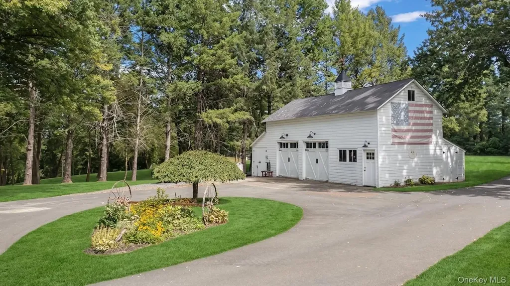 5988 Route 9h Claverack NY 12534