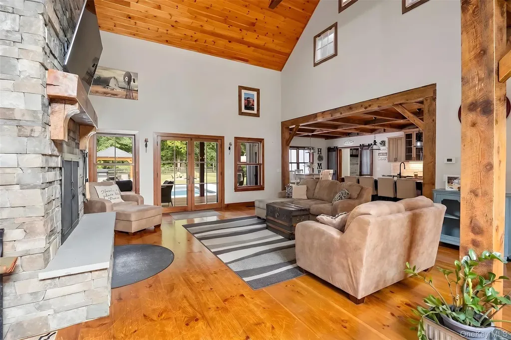 5988 Route 9h Claverack NY 12534