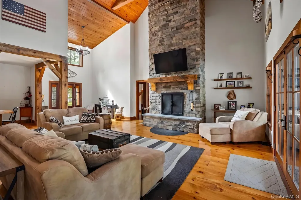 5988 Route 9h Claverack NY 12534