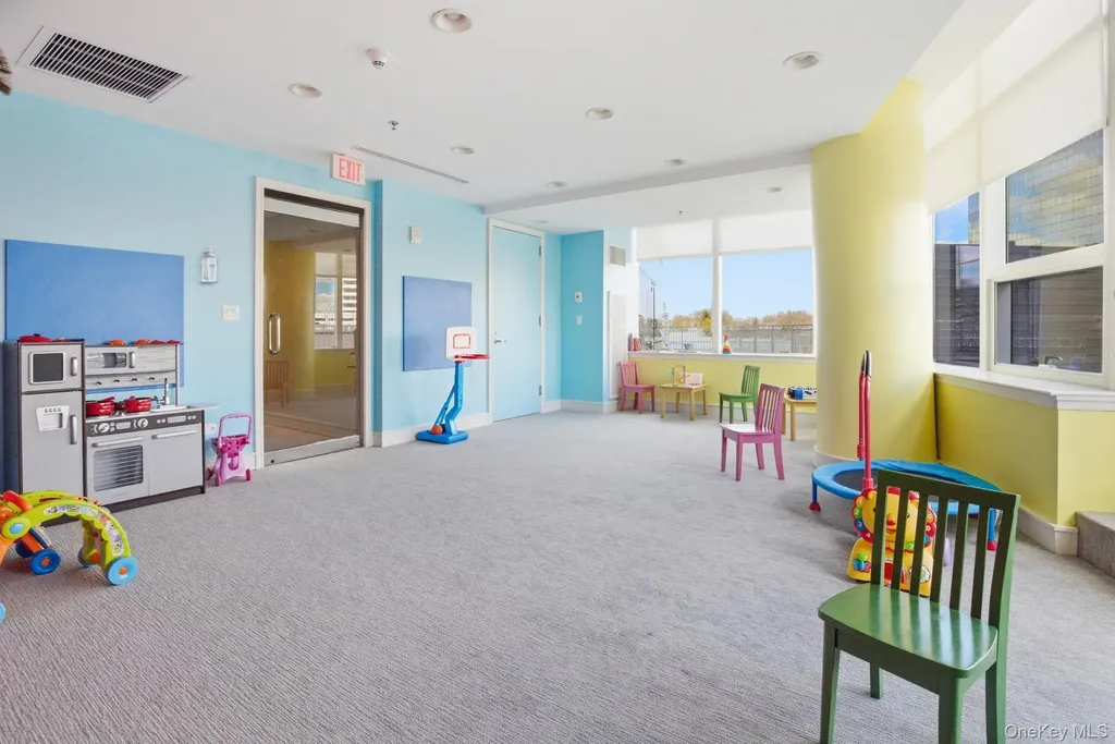 5 Renaissance Square White Plains NY 10601