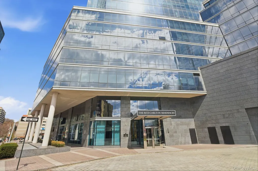 5 Renaissance Square White Plains NY 10601