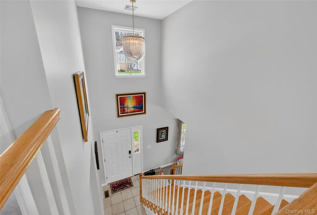 24 Coachlight Drive Poughkeepsie NY 12603