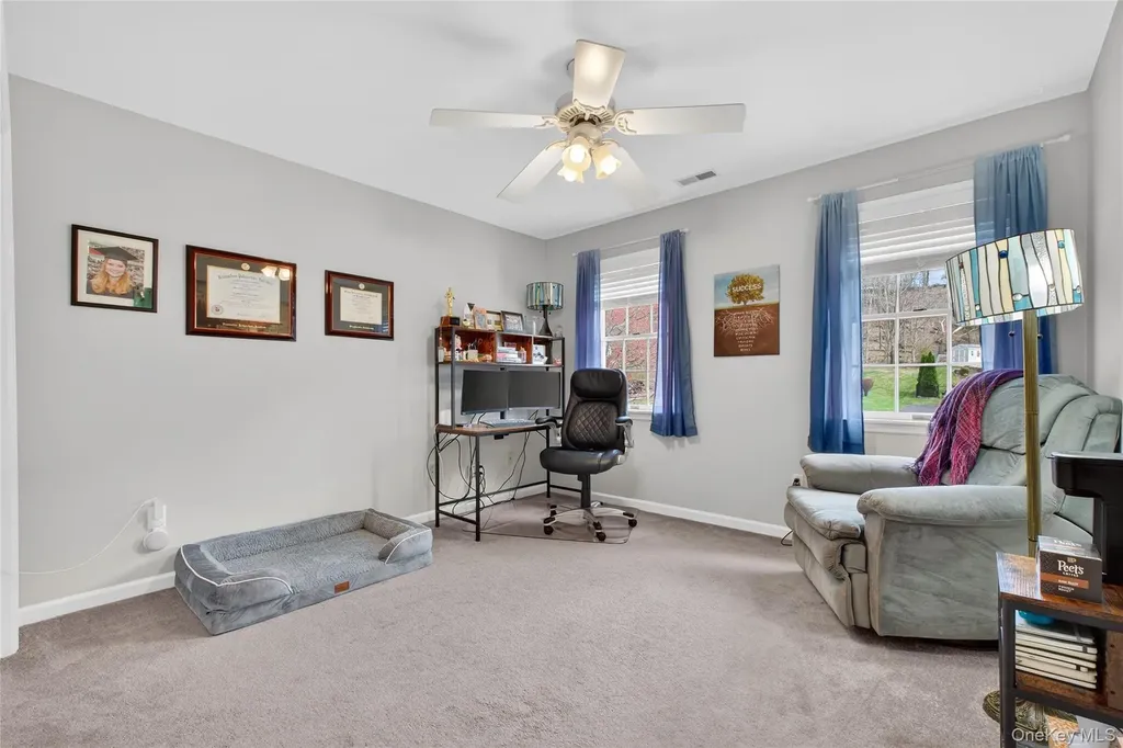 24 Coachlight Drive Poughkeepsie NY 12603