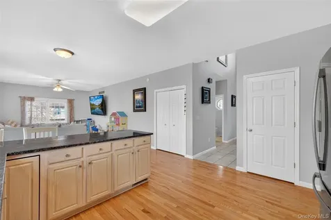 24 Coachlight Drive Poughkeepsie NY 12603