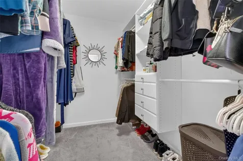 24 Coachlight Drive Poughkeepsie NY 12603