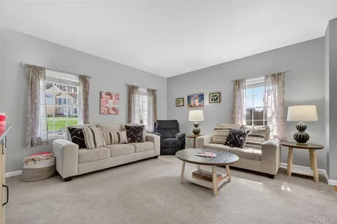 24 Coachlight Drive Poughkeepsie NY 12603
