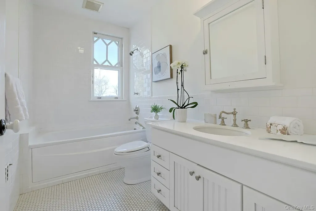 34 Park Road Scarsdale NY 10583