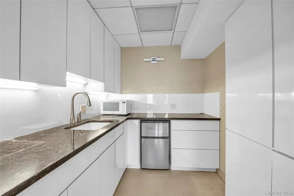 38-25 Main Street Flushing NY 11354