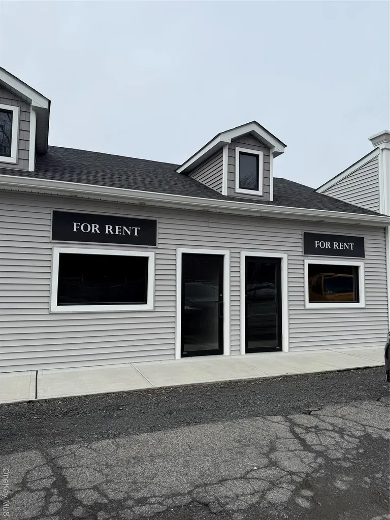 3063 State Route 208 Wallkill NY 12589