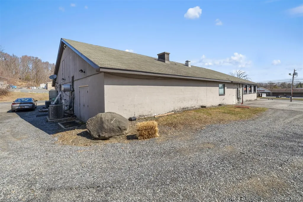 1447 Route 9w Marlboro NY 12542