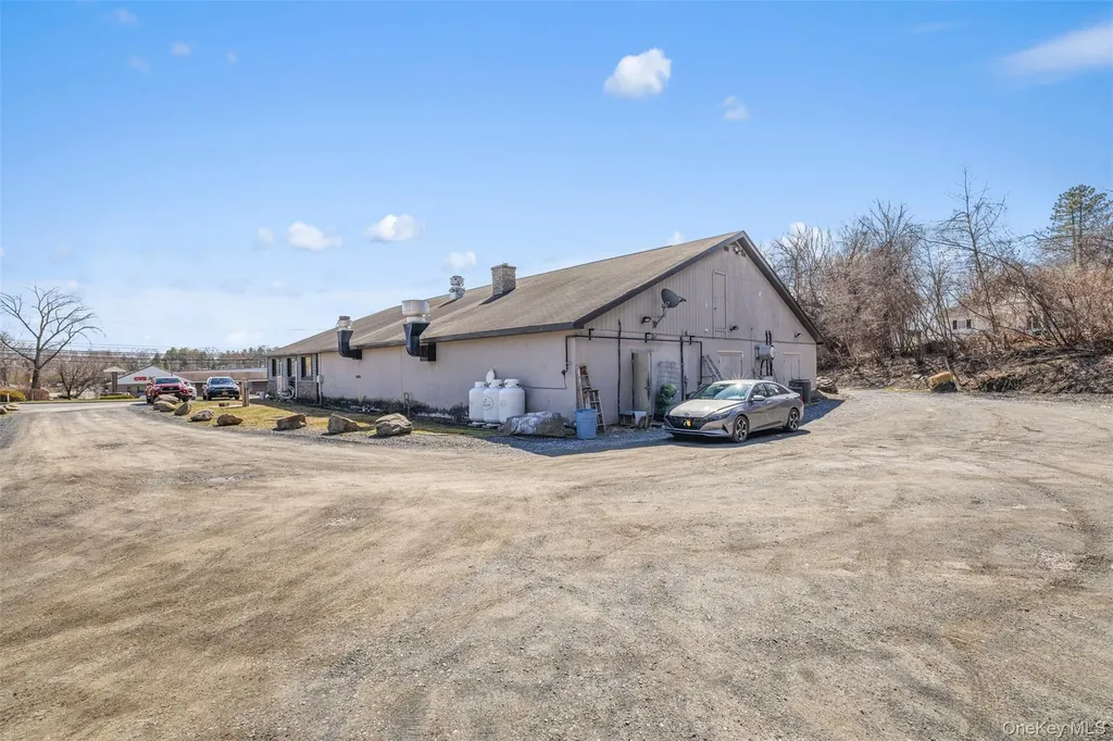 1447 Route 9w Marlboro NY 12542