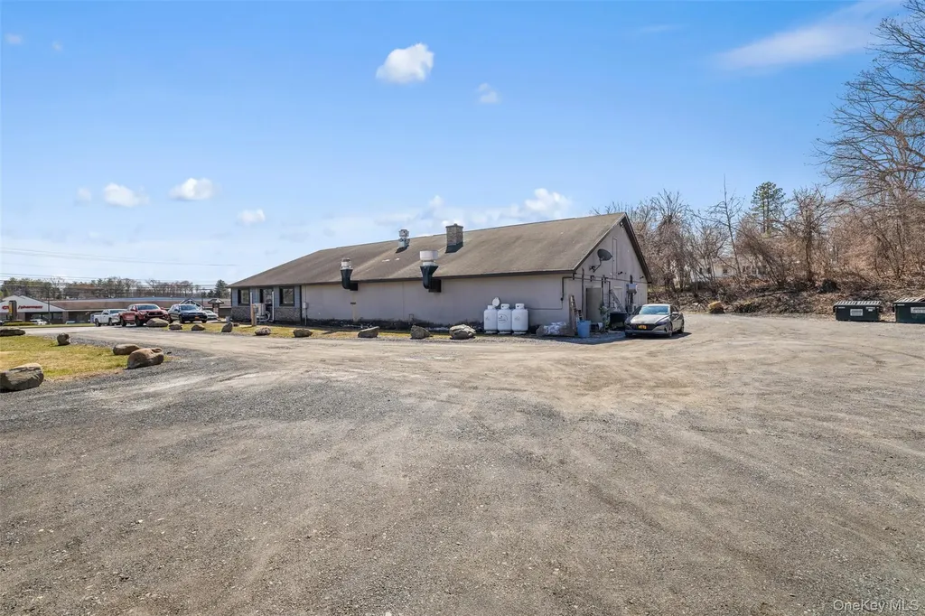 1447 Route 9w Marlboro NY 12542
