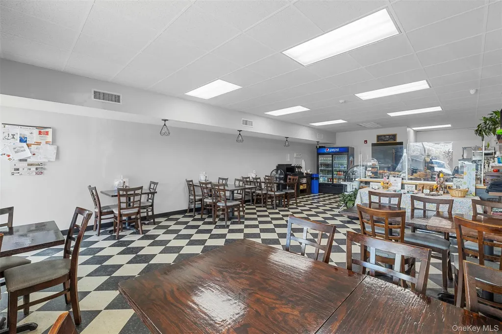 1447 Route 9w Marlboro NY 12542