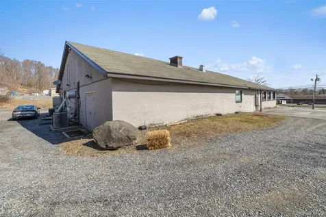 1447 Route 9w Marlboro NY 12542