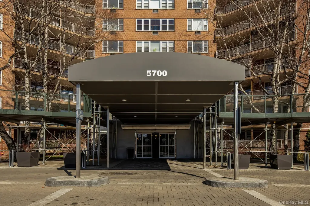 5700 Arlington Avenue Bronx NY 10471
