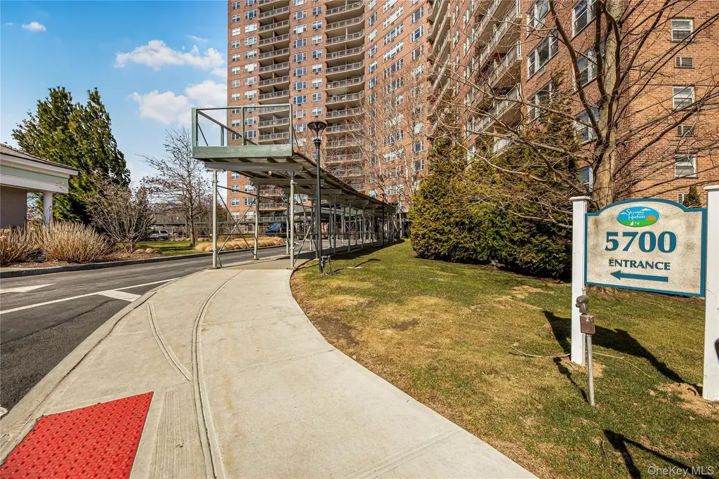 5700 Arlington Avenue Bronx NY 10471