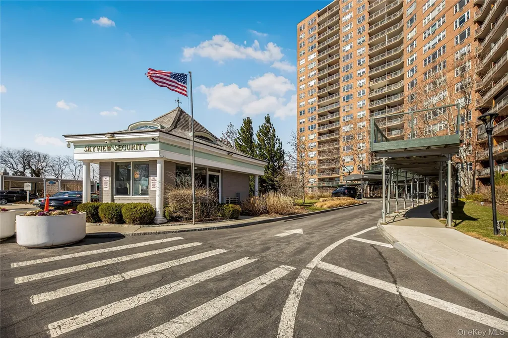 5700 Arlington Avenue Bronx NY 10471