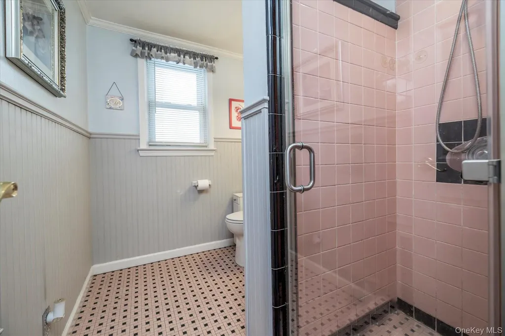158 Roosevelt Avenue Freeport NY 11520