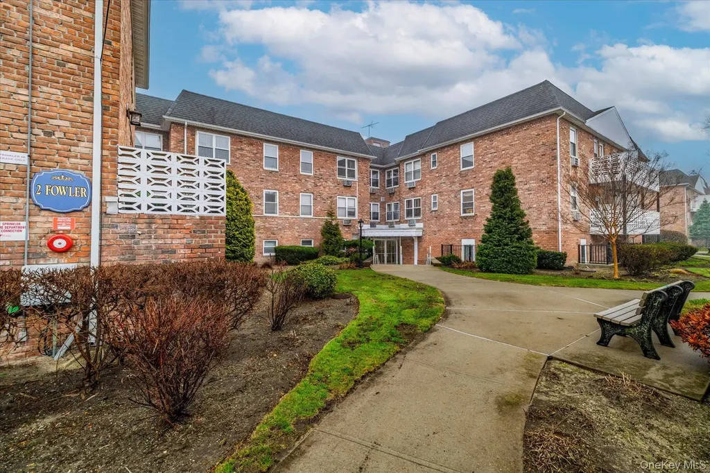 2 Fowler Avenue Lynbrook NY 11563