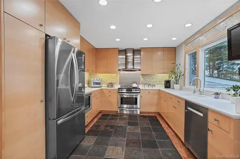 3 Birchwood Road White Plains NY 10605
