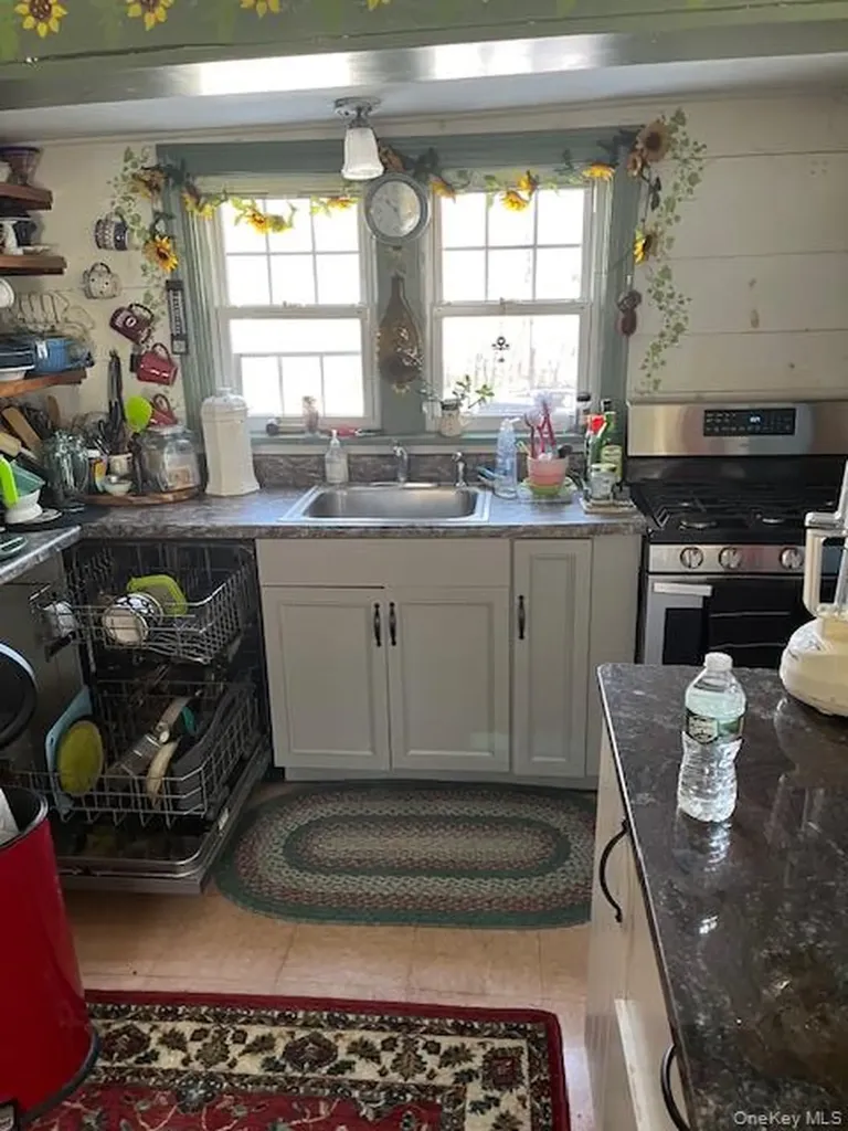 26 Bloody Hill Road Craryville NY 12521