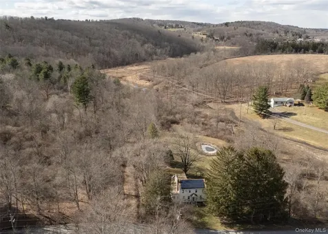 26 Bloody Hill Road Craryville NY 12521