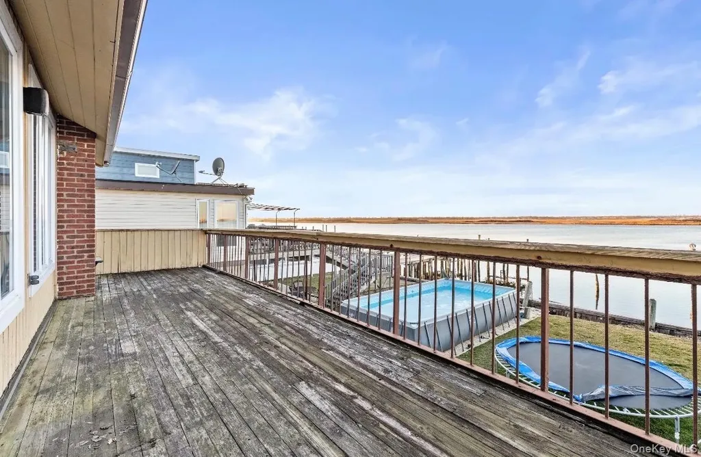 115 Maryland Avenue Long Beach NY 11561