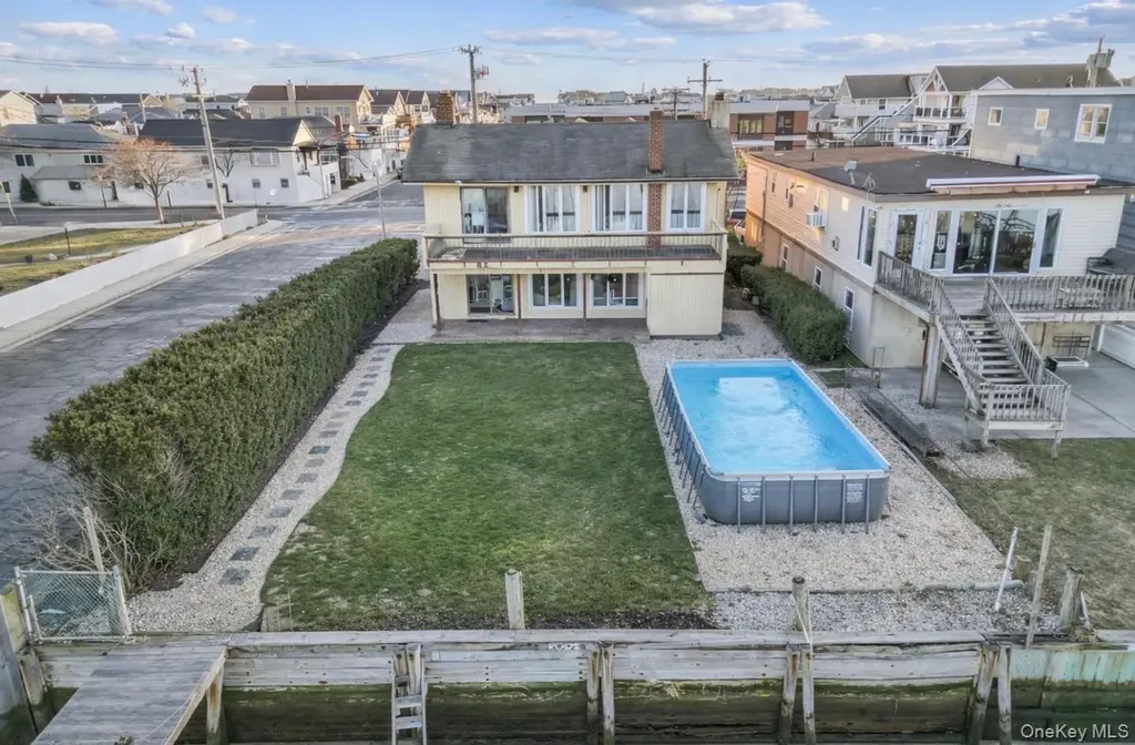 115 Maryland Avenue Long Beach NY 11561