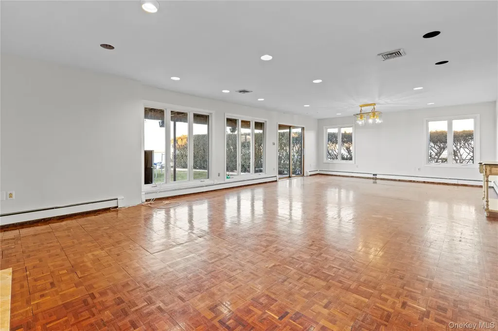 115 Maryland Avenue Long Beach NY 11561