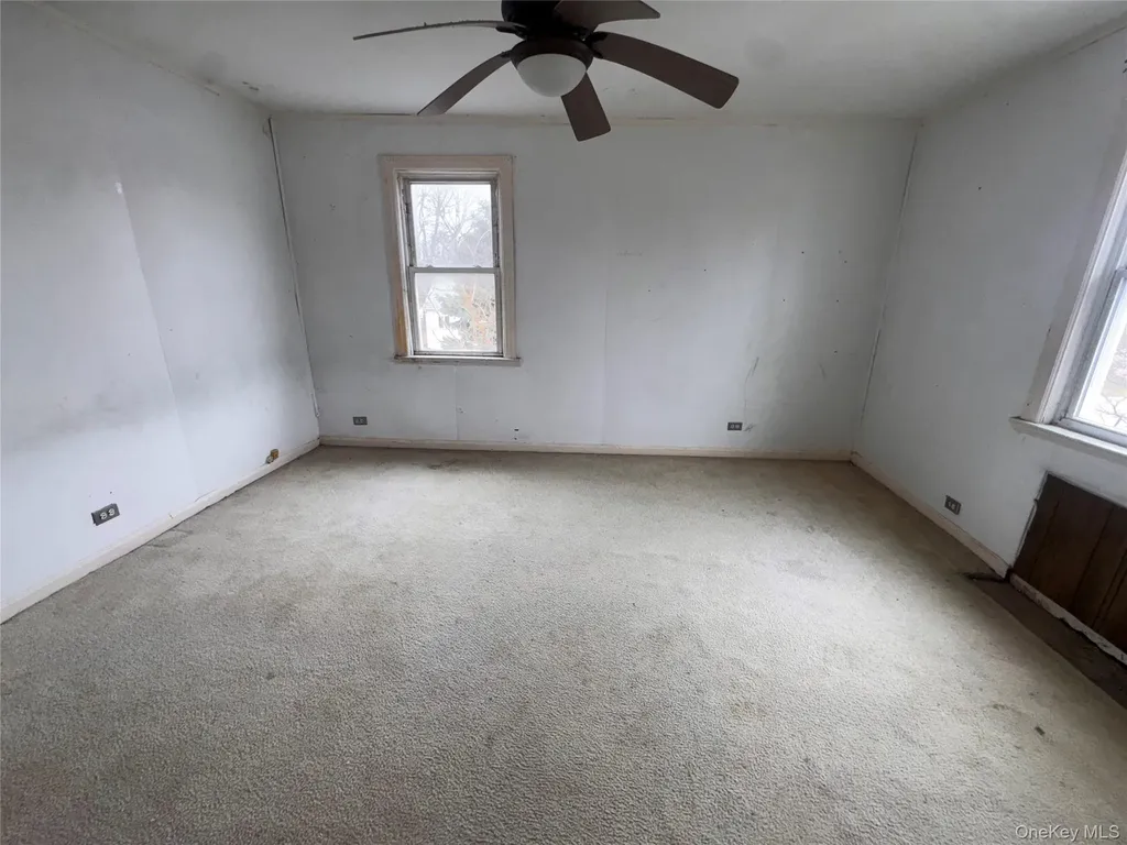93 Vermont Avenue West Babylon NY 11704