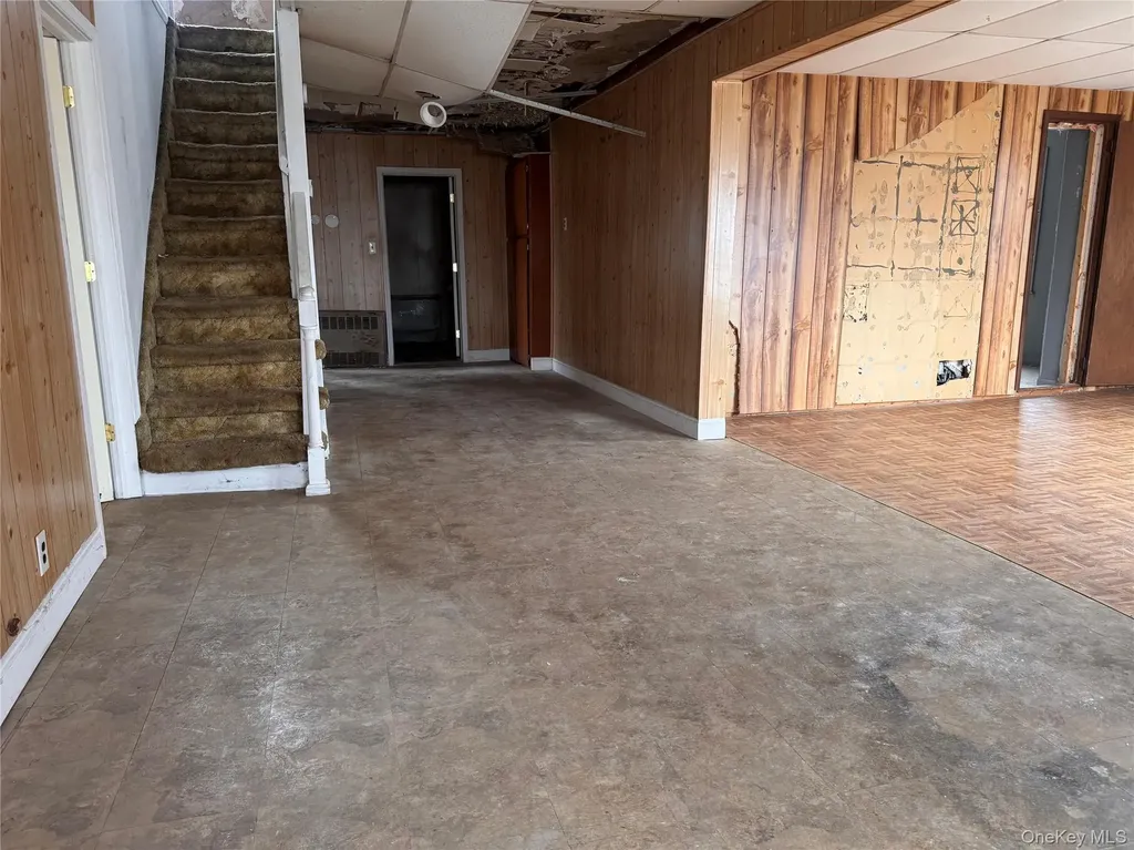 93 Vermont Avenue West Babylon NY 11704