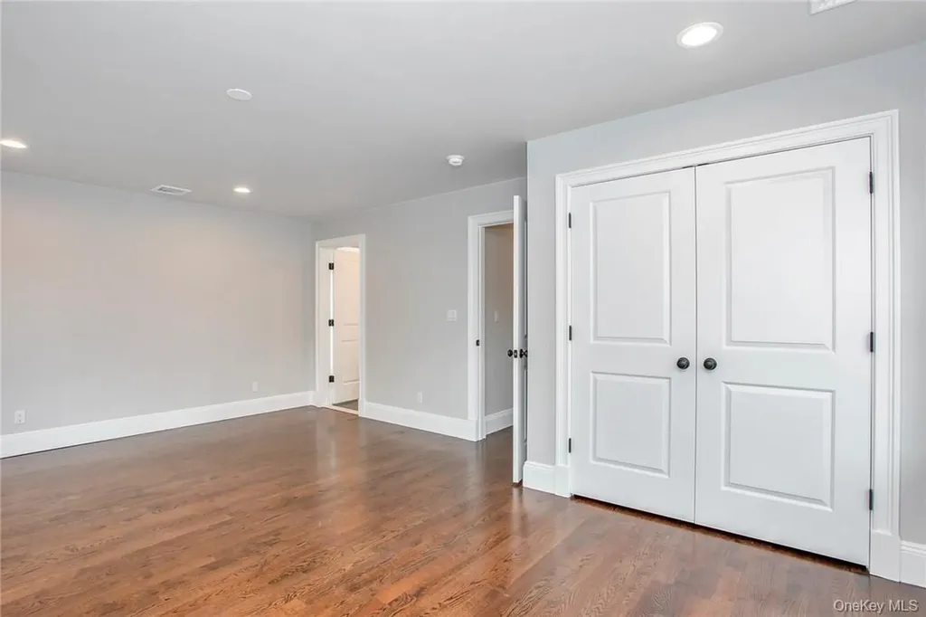 237 Tomahawk Street Baldwin Place NY 10505