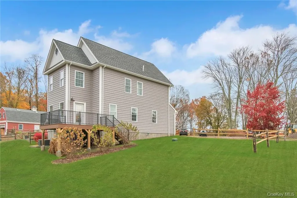 237 Tomahawk Street Baldwin Place NY 10505
