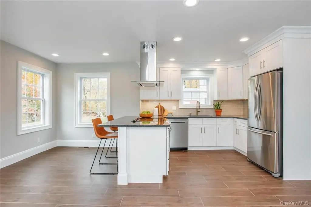 237 Tomahawk Street Baldwin Place NY 10505