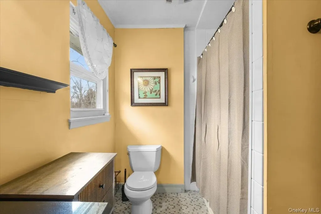 4 Ridgewood Terrace Poughkeepsie NY 12603