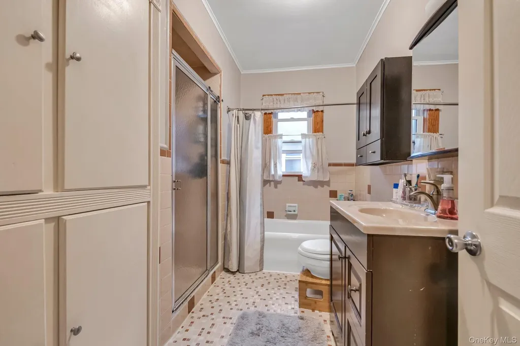 1730 Colden Avenue Bronx NY 10462