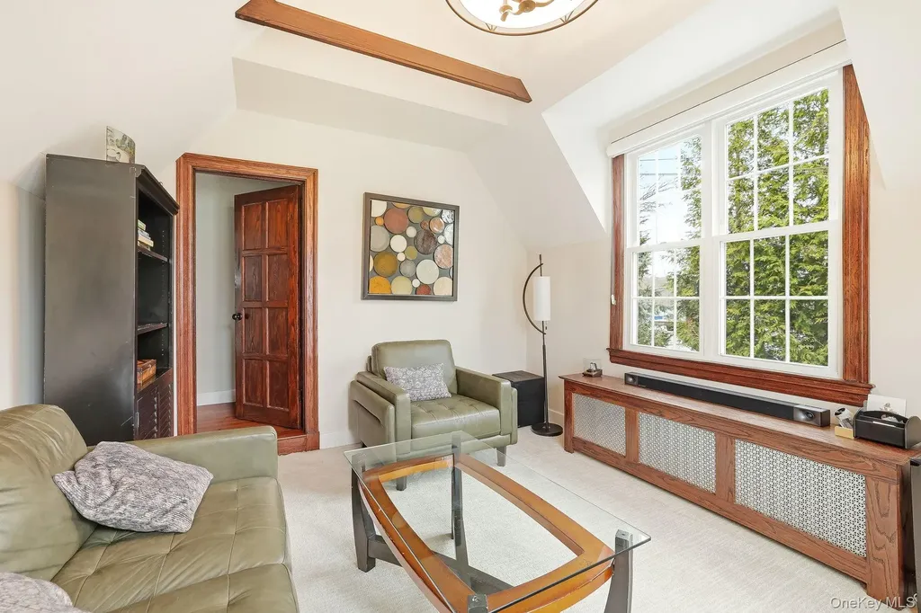 11 Van Buren Place White Plains NY 10603