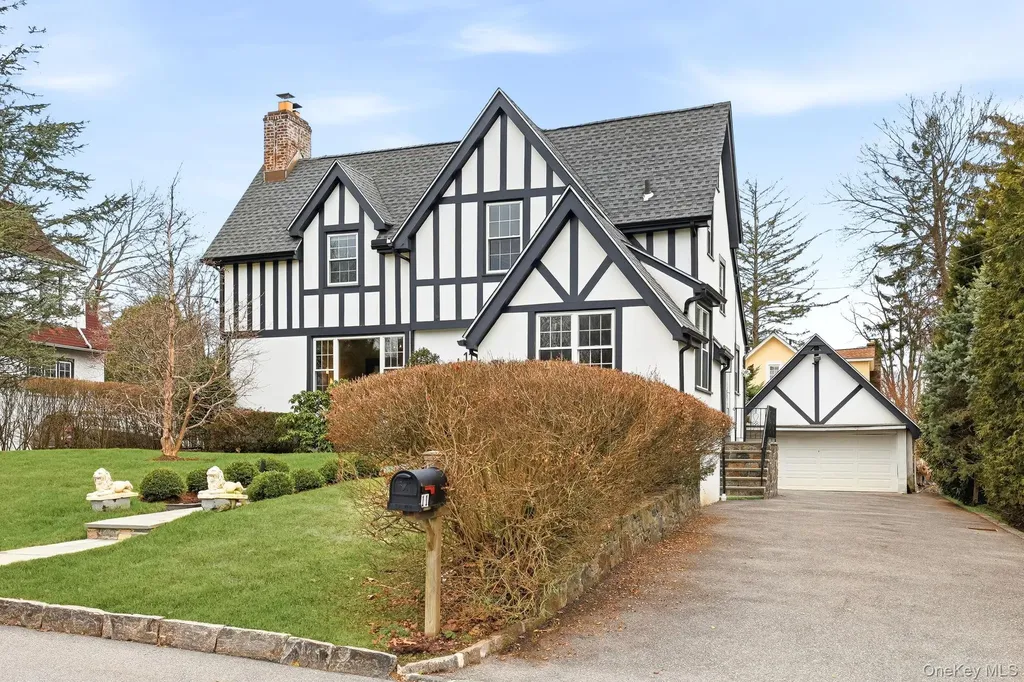 11 Van Buren Place White Plains NY 10603