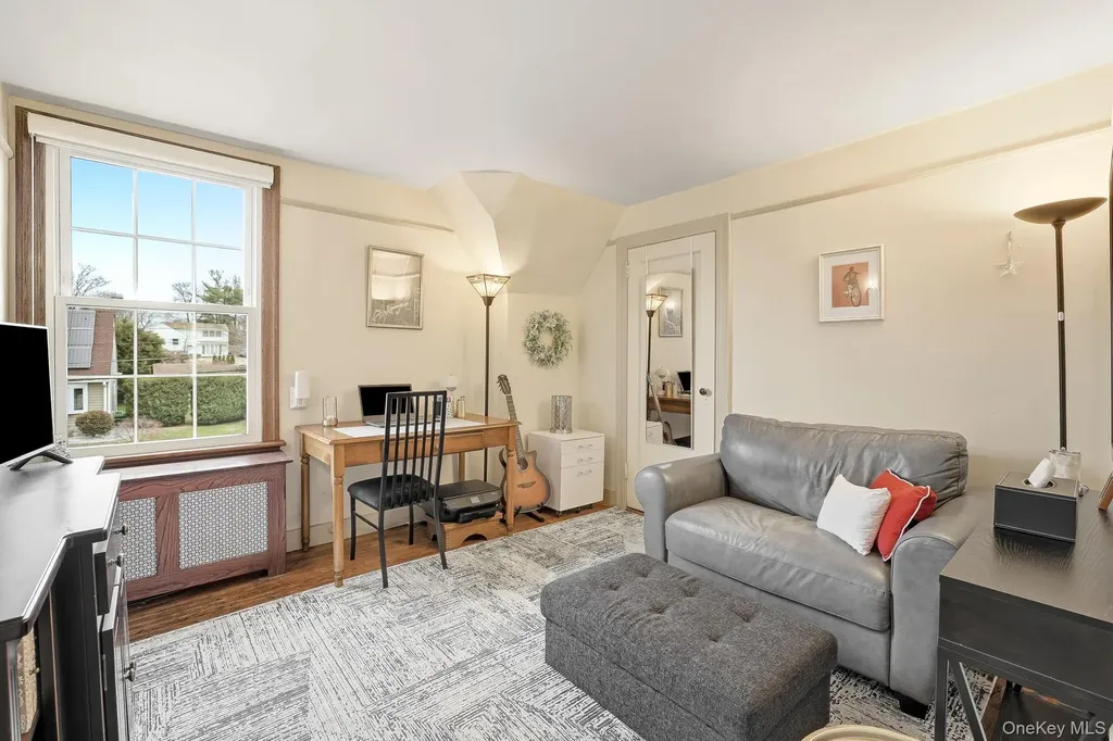 11 Van Buren Place White Plains NY 10603