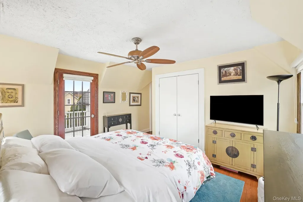 11 Van Buren Place White Plains NY 10603