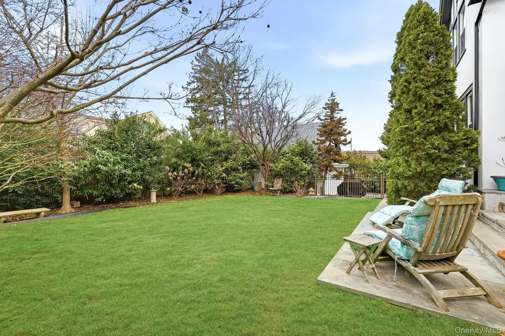 11 Van Buren Place White Plains NY 10603