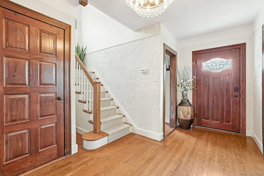 11 Van Buren Place White Plains NY 10603