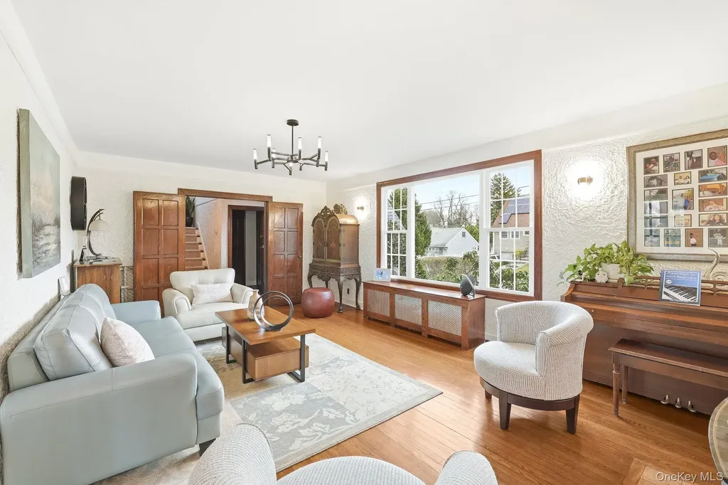 11 Van Buren Place White Plains NY 10603