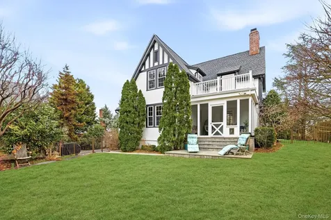 11 Van Buren Place White Plains NY 10603
