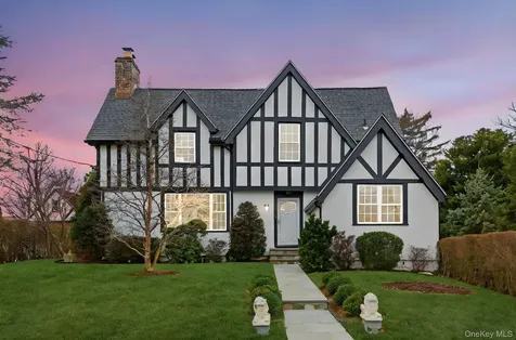 11 Van Buren Place White Plains NY 10603